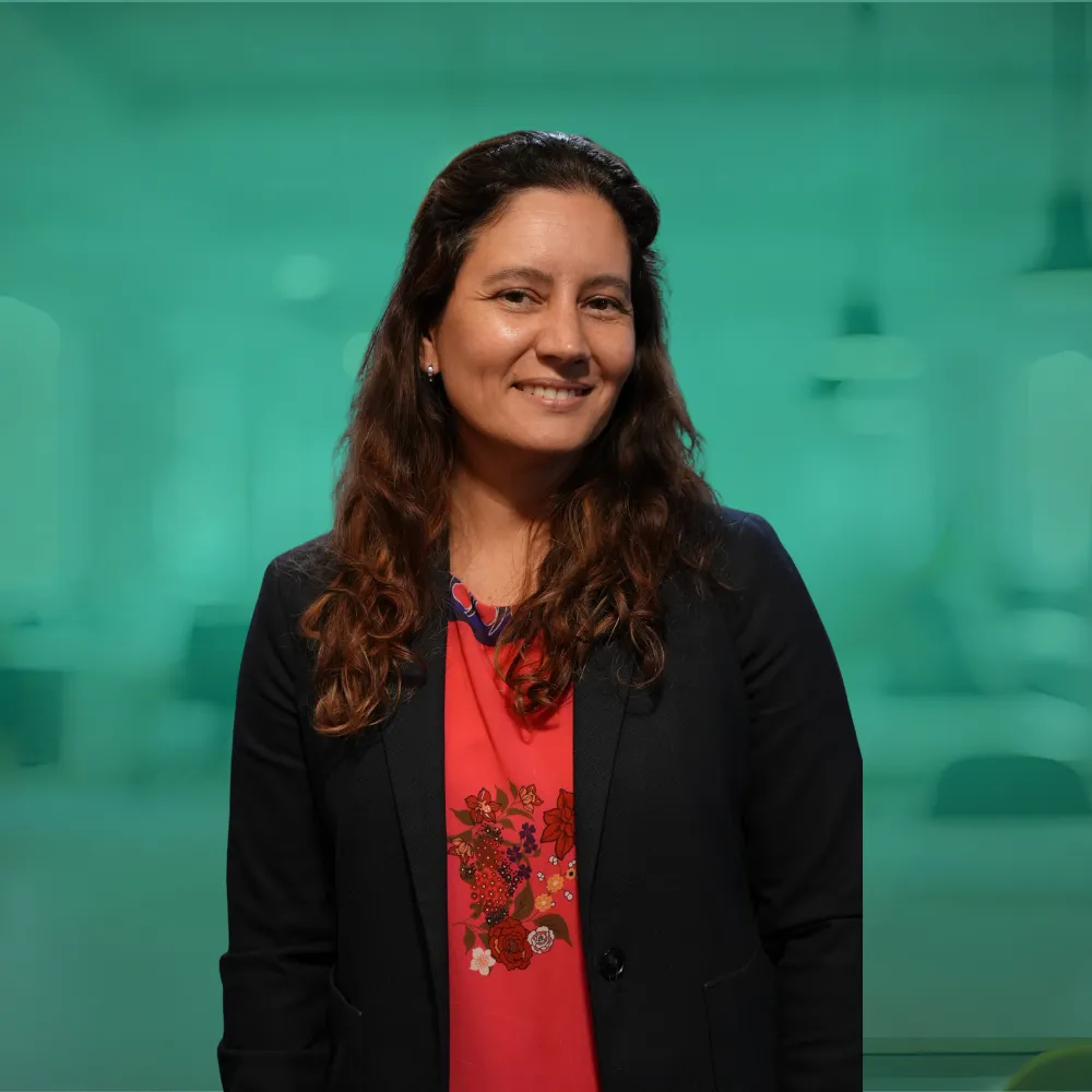 Dra. Paula Vargas - Tesorera